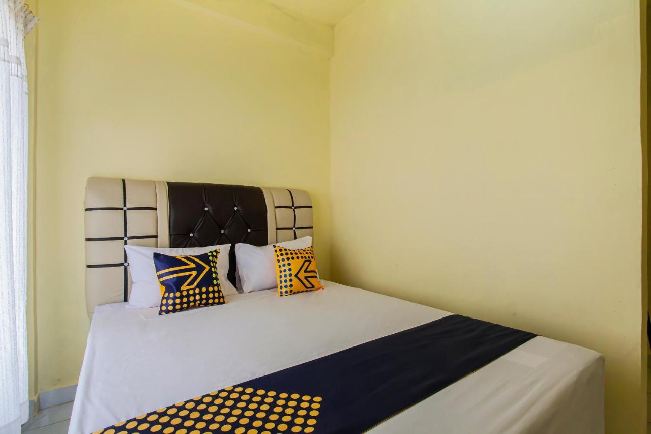 Spot On 2824 Hotel Permata Tongging Екстер'єр фото